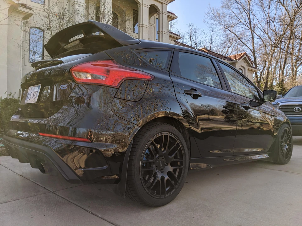2017 Ford Focus RS 3rd Gen - Image 17 of 31