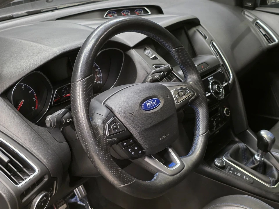 2017 Ford Focus RS 3rd Gen - Image 19 of 21