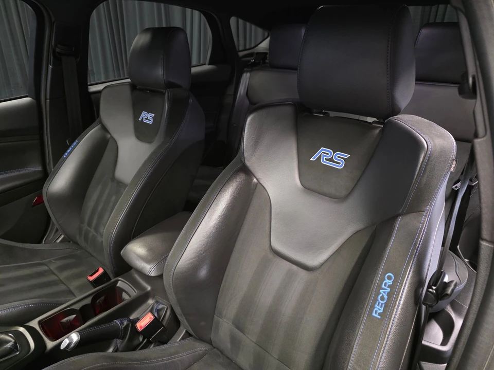 2017 Ford Focus RS 3rd Gen - Image 17 of 21