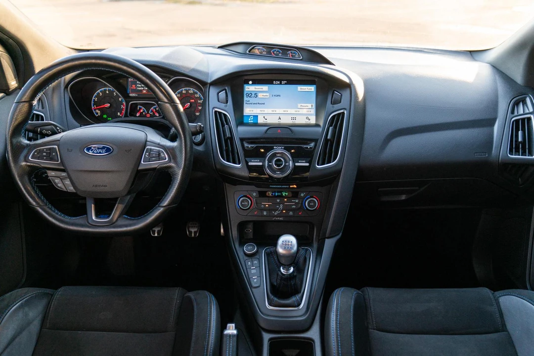 2017 Ford Focus RS 3rd Gen - Image 28 of 31