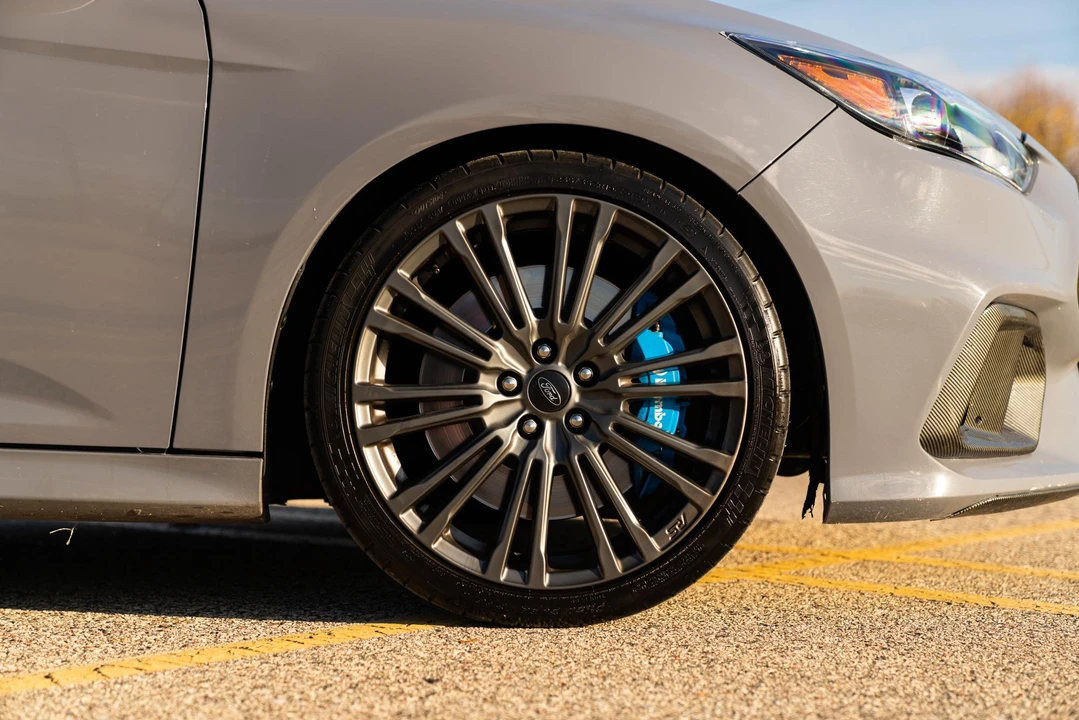 2017 Ford Focus RS 3rd Gen - Image 24 of 31