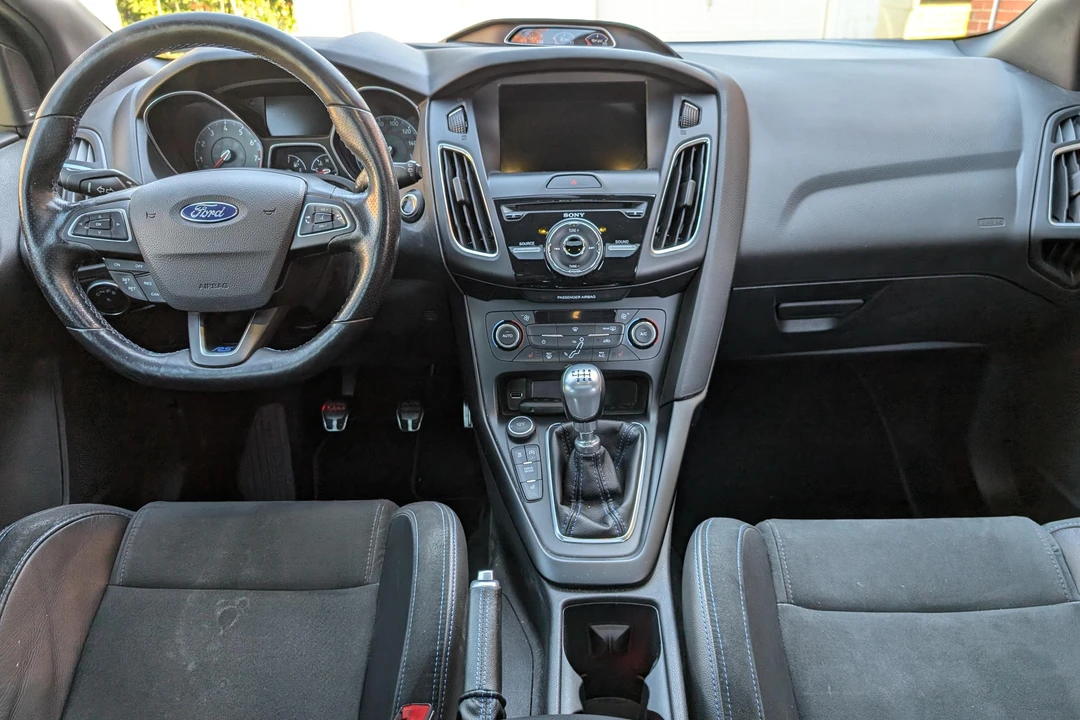 2017 Ford Focus RS 3rd Gen - Image 29 of 31