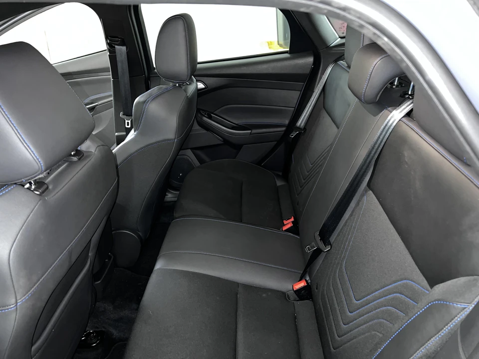 2017 Ford Focus RS 3rd Gen - Image 30 of 31