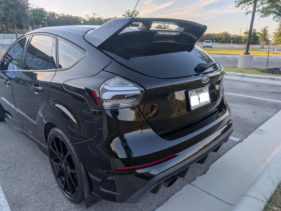2017 Ford Focus RS 3rd Gen - Image 27 of 31