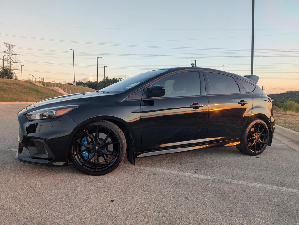 2017 Ford Focus RS 3rd Gen - Image 9 of 31