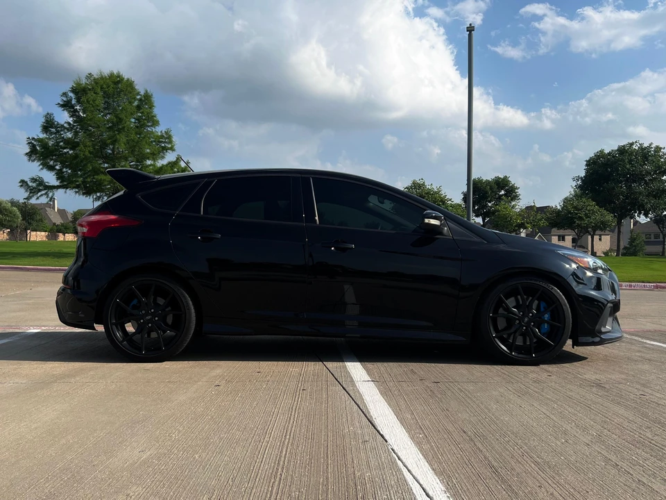 2017 Ford Focus RS 3rd Gen - Image 13 of 31