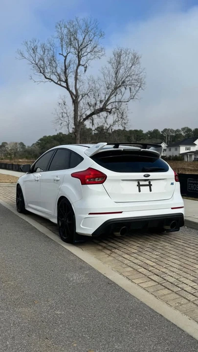 2017 Ford Focus RS 3rd Gen - Image 5 of 13