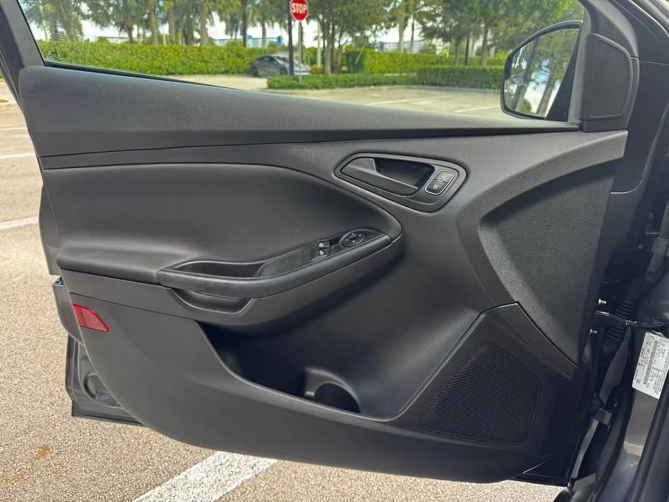 2017 Ford Focus 3rd Gen - Image 10 of 17