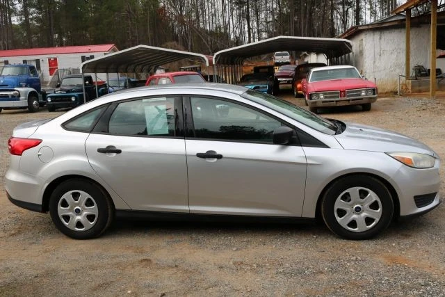 2017 Ford Focus 3rd Gen - Image 6 of 15
