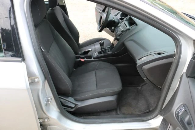 2017 Ford Focus 3rd Gen - Image 12 of 15