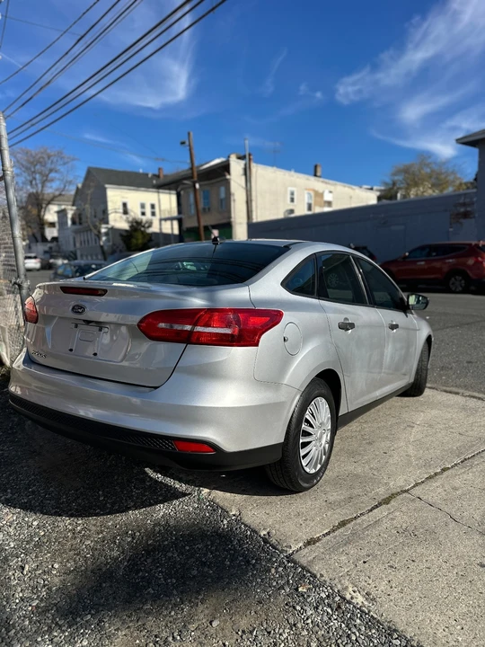 2017 Ford Focus 3rd Gen - Image 6 of 19