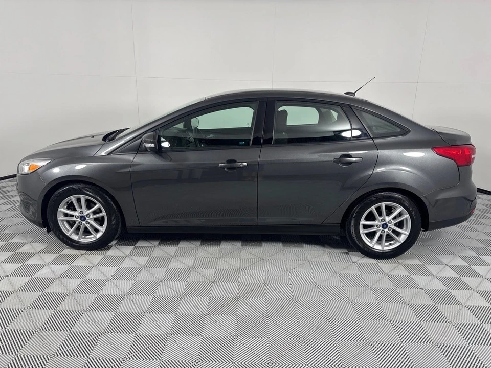 2017 Ford Focus 3rd Gen - Image 8 of 21