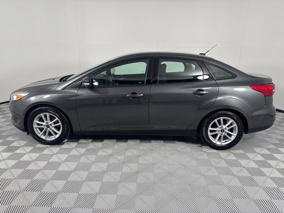 2017 Ford Focus 3rd Gen - Image 8 of 21