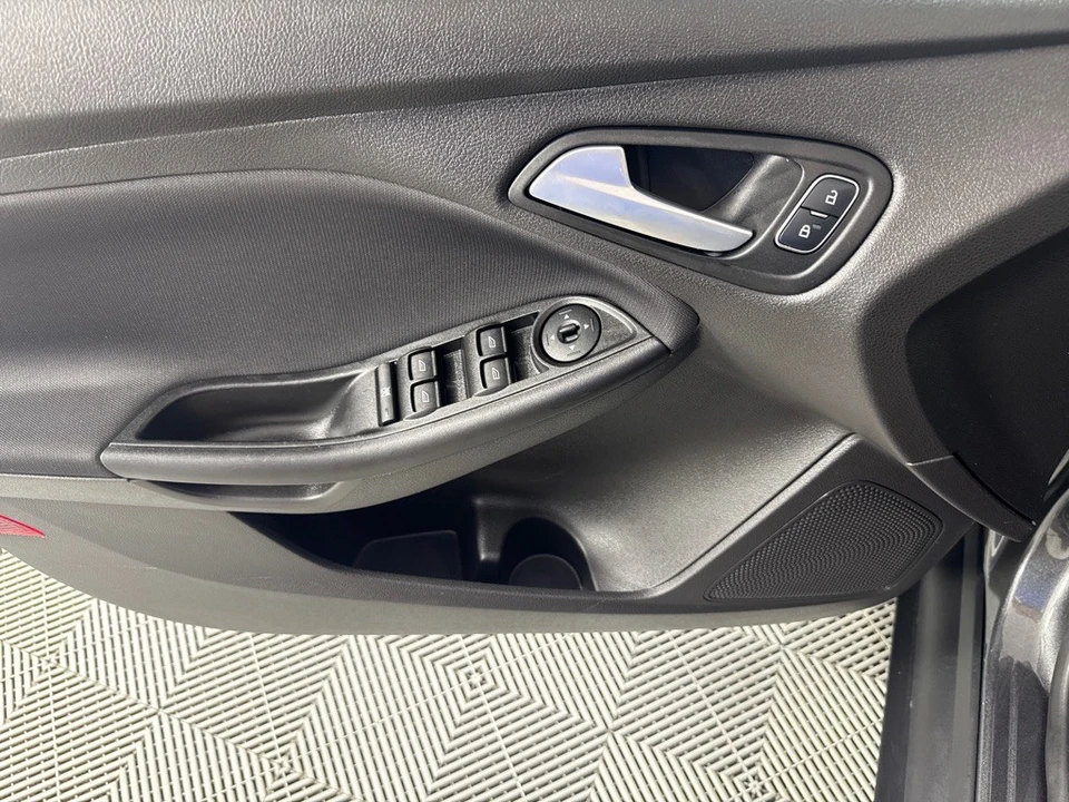 2017 Ford Focus 3rd Gen - Image 12 of 21