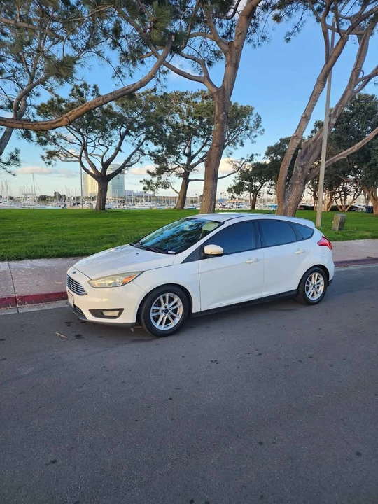2017 Ford Focus 3rd Gen - Image 2 of 9