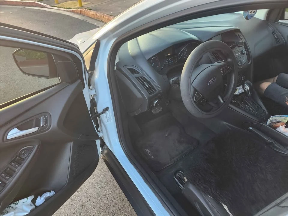 2017 Ford Focus 3rd Gen - Image 6 of 9