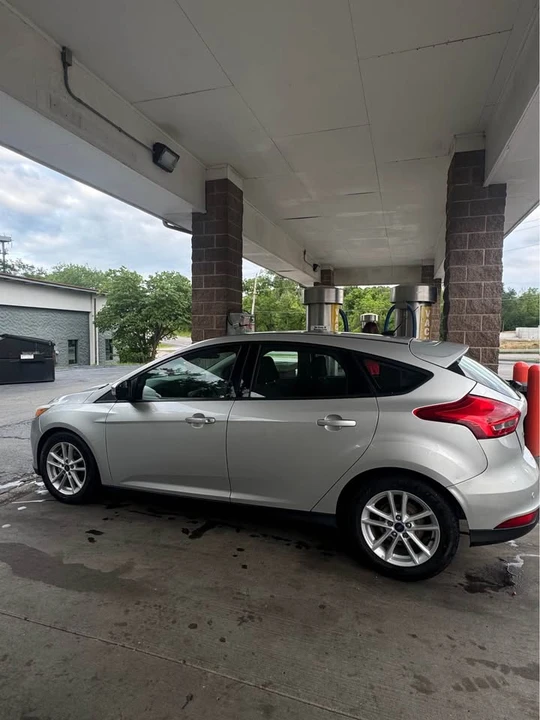 2017 Ford Focus 3rd Gen - Image 4 of 10