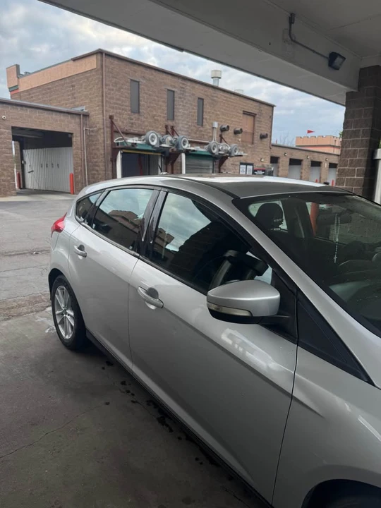 2017 Ford Focus 3rd Gen - Image 2 of 10