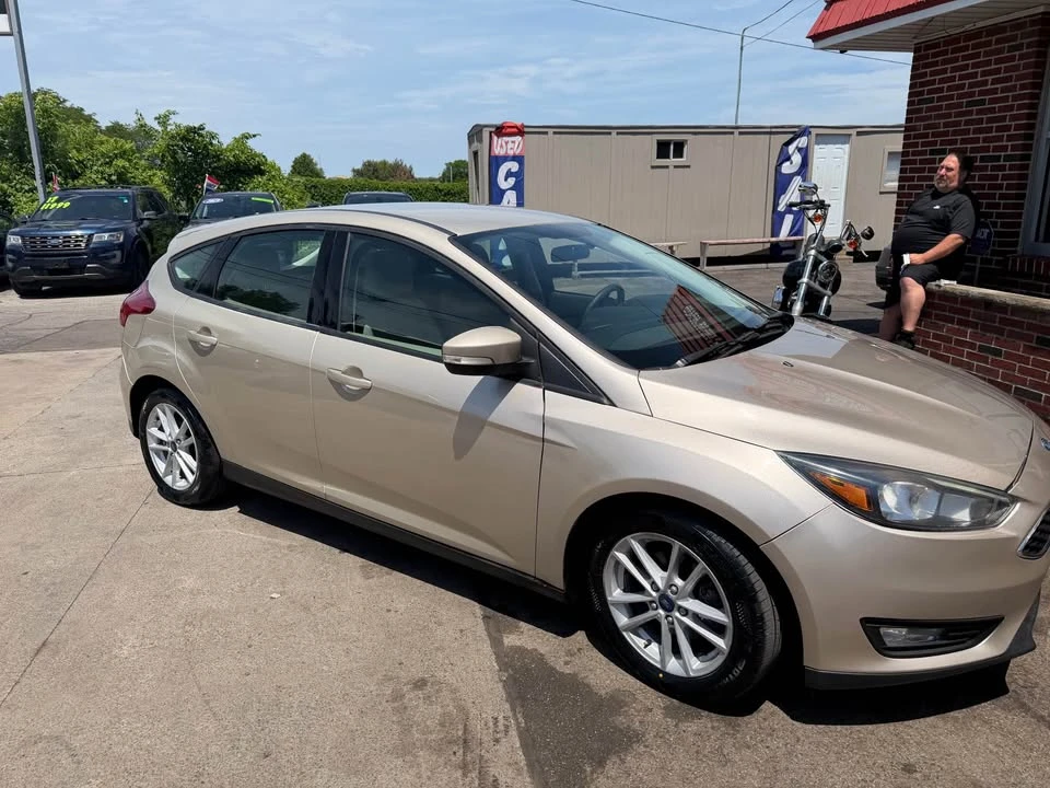 2017 Ford Focus 3rd Gen - Image 2 of 11