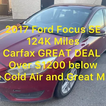 2017 Ford Focus SE Sedan 4D