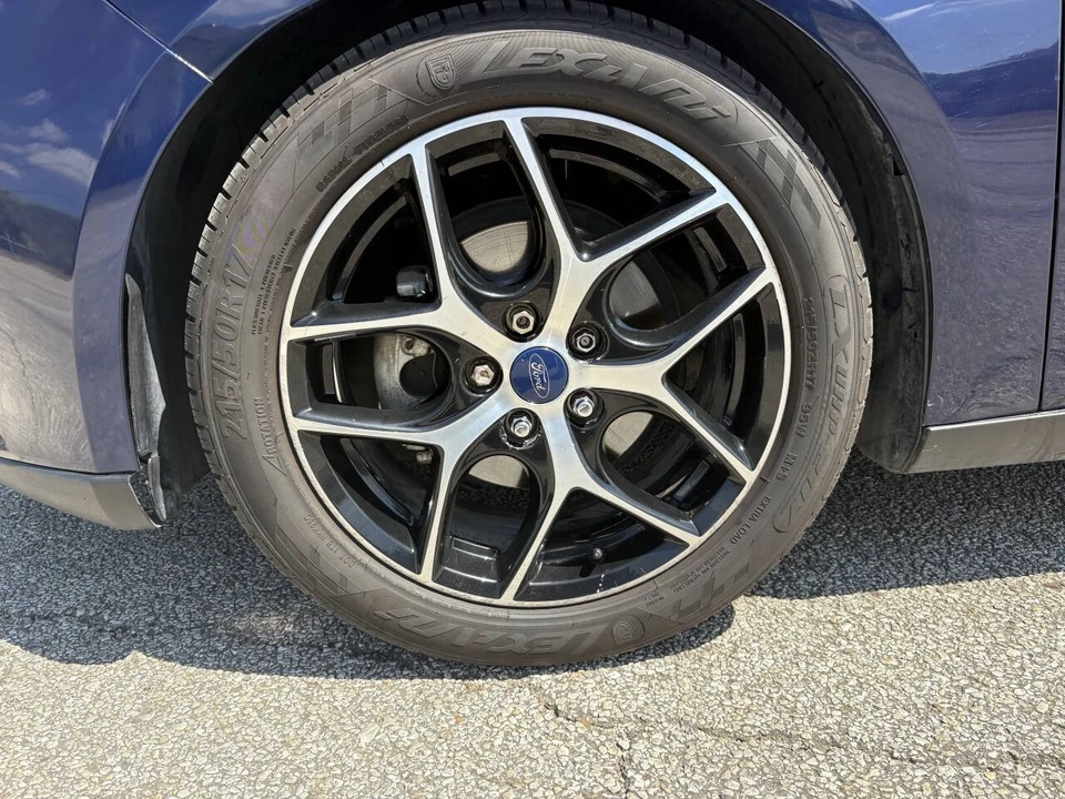 2017 Ford Focus 3rd Gen - Image 25 of 30