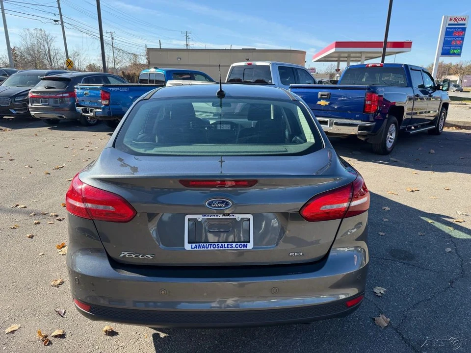 2017 Ford Focus 3rd Gen - Image 4 of 12