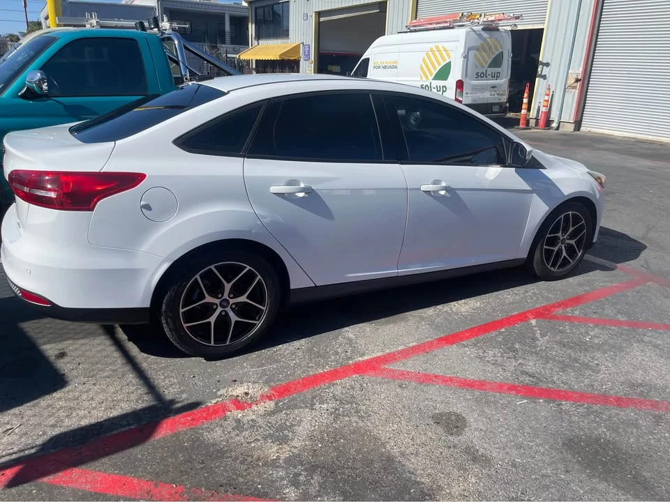 2017 Ford Focus 3rd Gen - Image 4 of 21