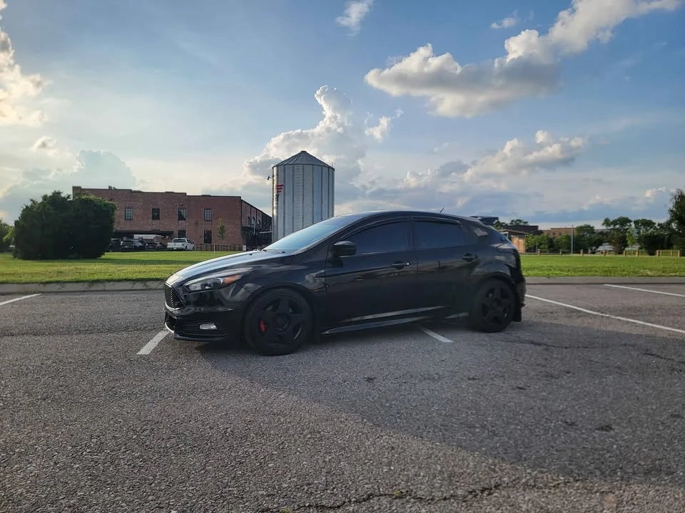 2017 Ford Focus ST 3rd Gen - Image 15 of 16