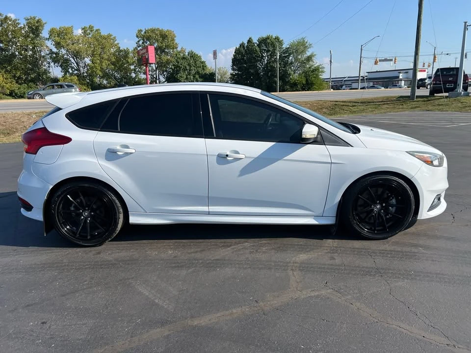 2017 Ford Focus ST 3rd Gen - Image 8 of 20