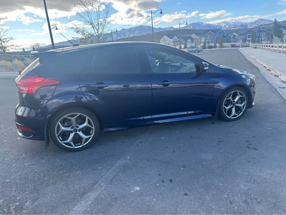 2017 Ford Focus 3rd Gen - Image 5 of 13