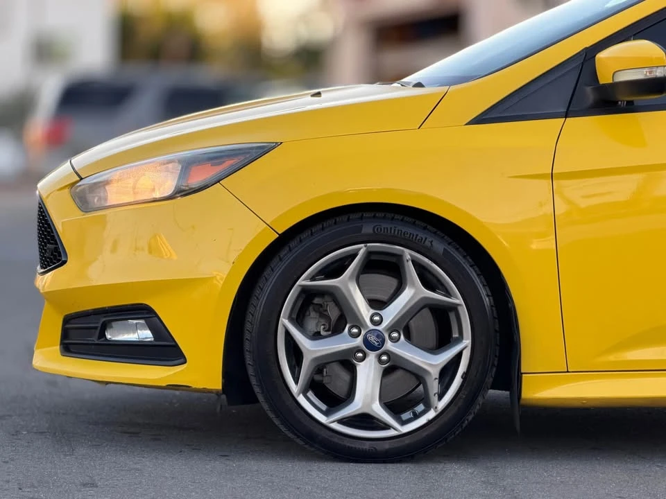 2017 Ford Focus ST 3rd Gen - Image 5 of 20