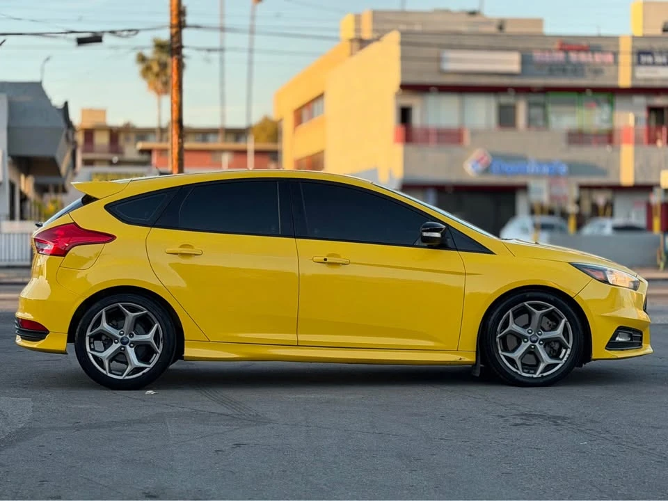 2017 Ford Focus ST 3rd Gen - Image 9 of 20
