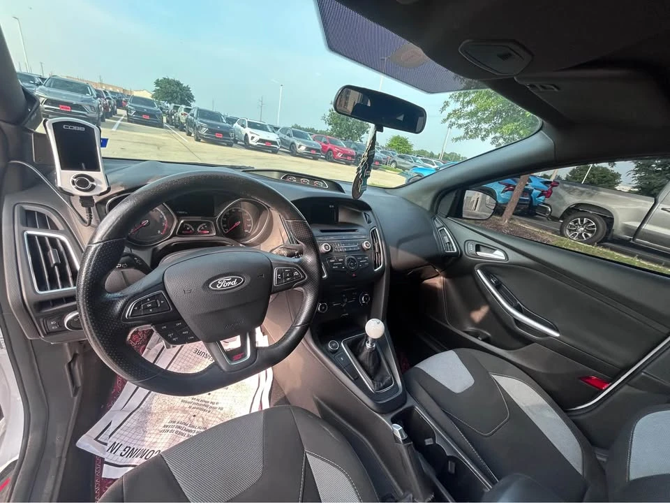 2017 Ford Focus ST 3rd Gen - Image 9 of 14