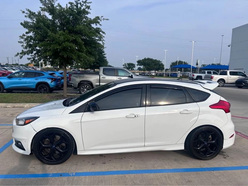 2017 Ford Focus ST 3rd Gen - Image 4 of 14