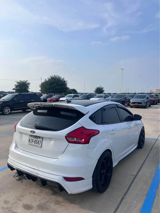 2017 Ford Focus ST 3rd Gen - Image 5 of 14