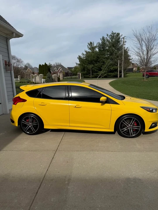 2017 Ford Focus ST 3rd Gen - Image 3 of 15