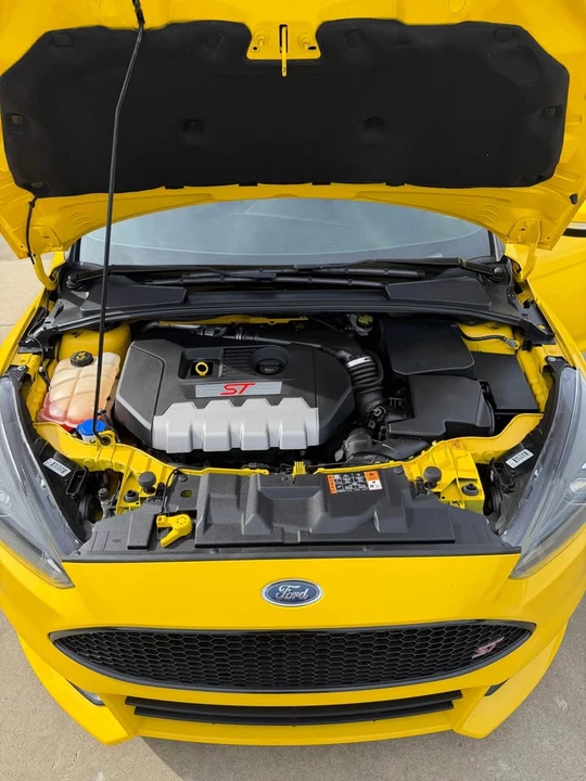 2017 Ford Focus ST 3rd Gen - Image 14 of 15