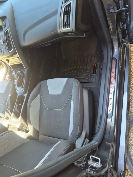 2017 Ford Focus ST 3rd Gen - Image 5 of 18
