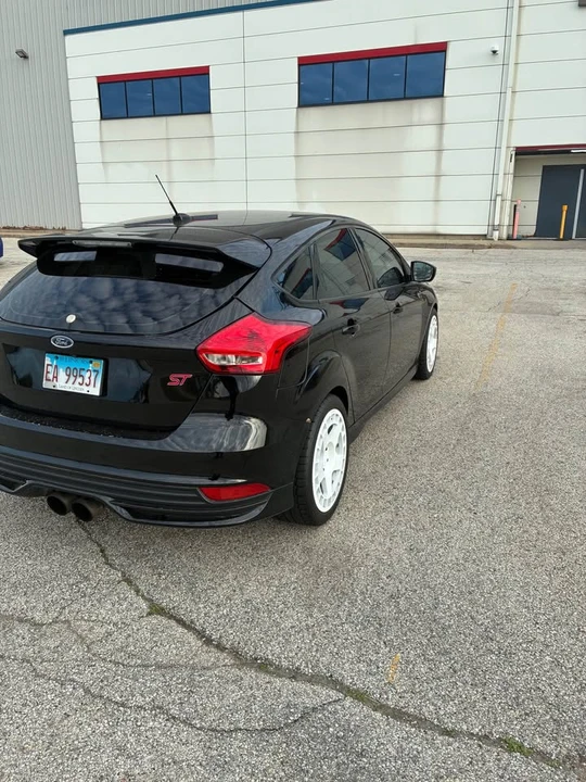 2017 Ford Focus ST 3rd Gen - Image 8 of 14
