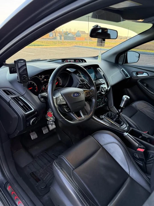2017 Ford Focus ST 3rd Gen - Image 5 of 13