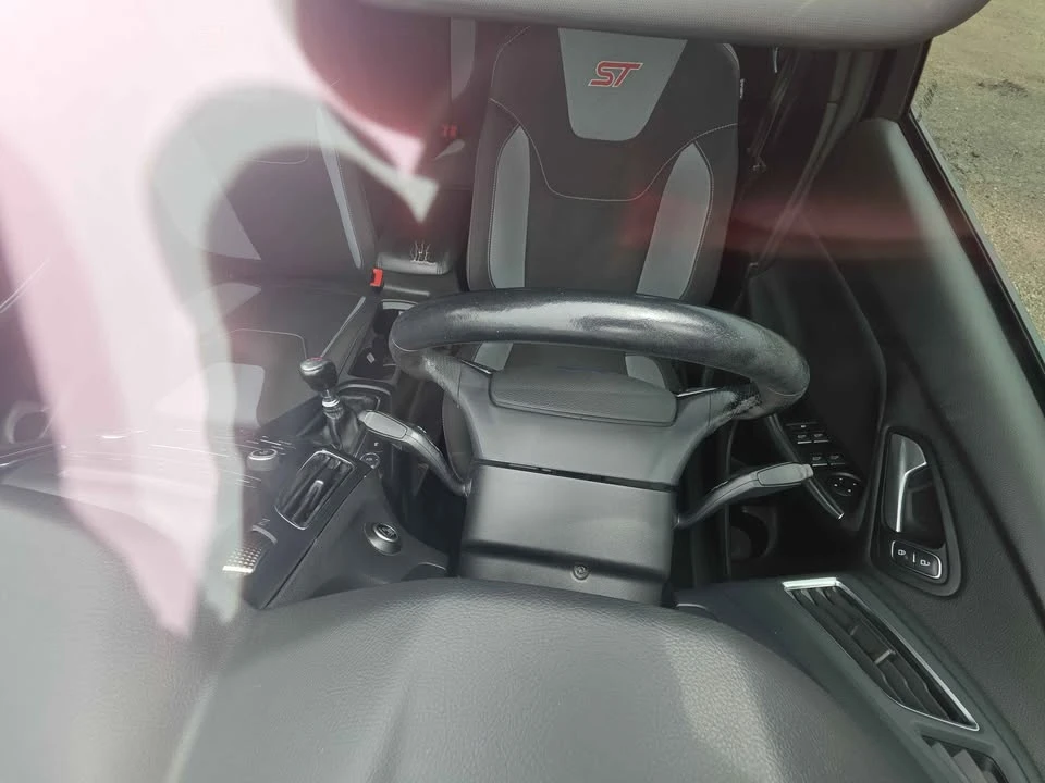 2017 Ford Focus ST 3rd Gen - Image 6 of 7