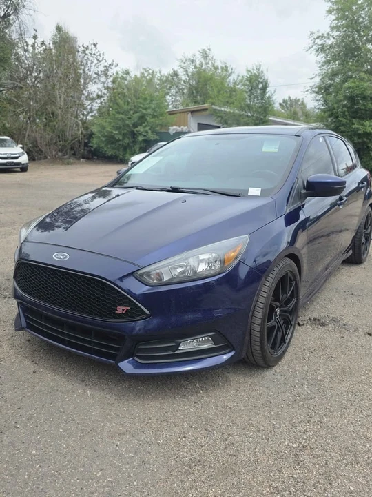 2017 Ford Focus ST 3rd Gen - Image 2 of 7