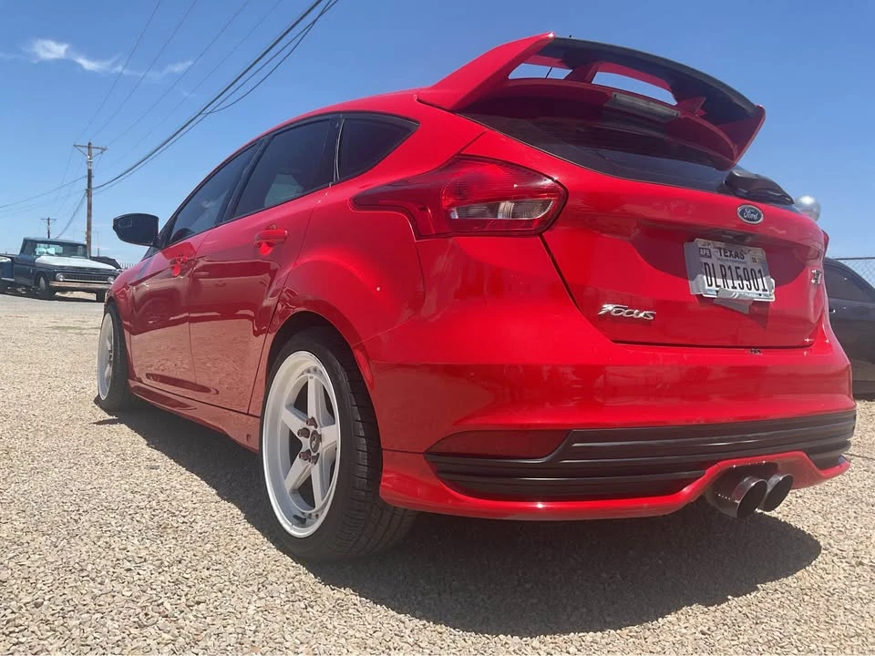 2017 Ford Focus ST 3rd Gen - Image 8 of 14