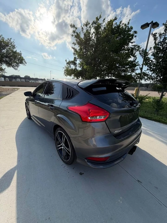 2017 Ford Focus ST 3rd Gen - Image 7 of 18