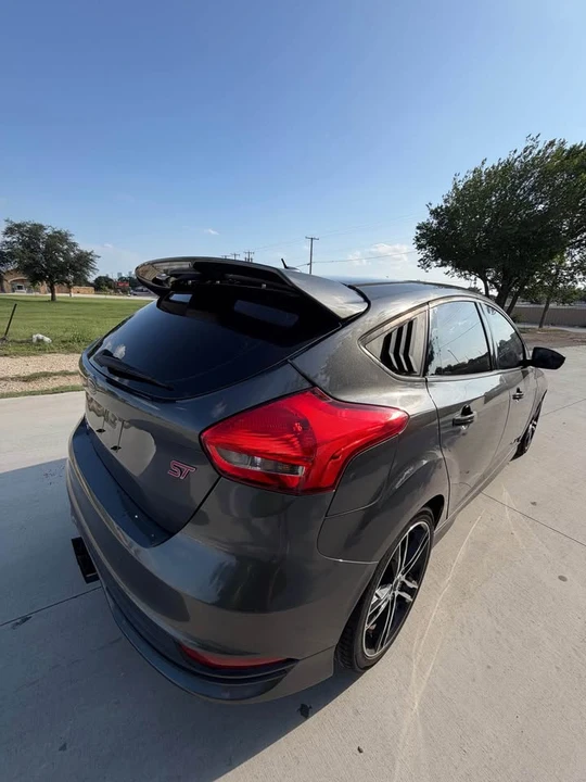 2017 Ford Focus ST 3rd Gen - Image 4 of 18