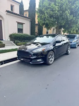2017 Ford Focus ST