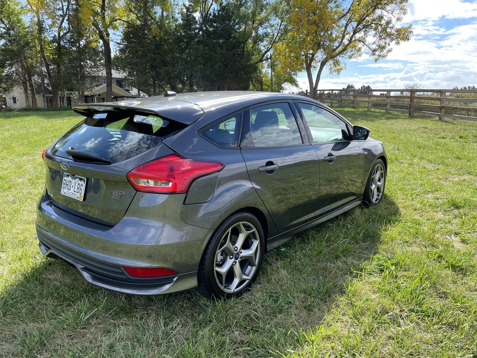 2017 Ford Focus 3rd Gen - Image 6 of 31