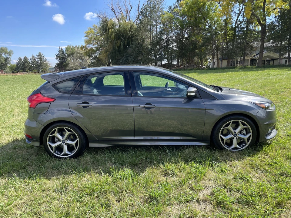 2017 Ford Focus 3rd Gen - Image 7 of 31