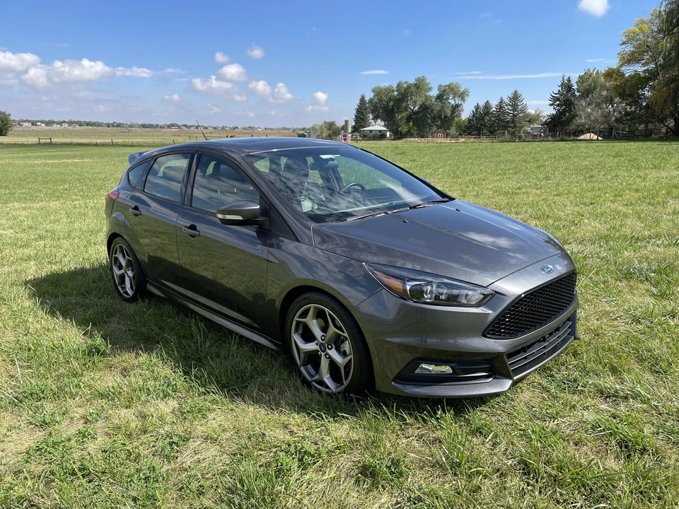 2017 Ford Focus 3rd Gen - Image 8 of 31