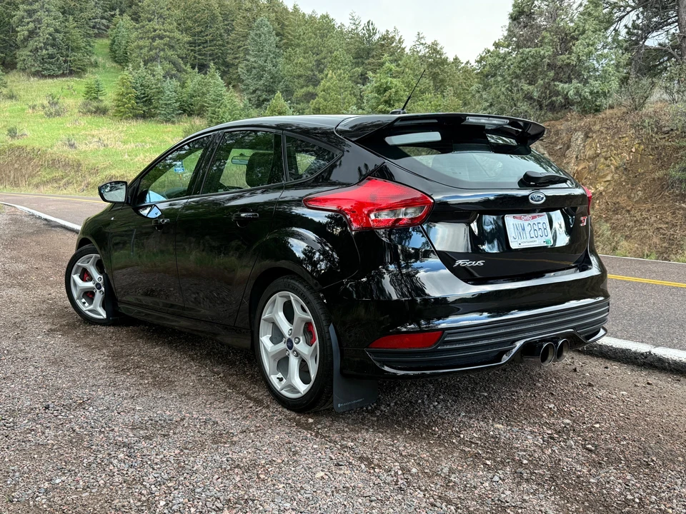 2017 Ford Focus ST 3rd Gen - Image 12 of 31